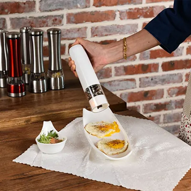 مطحنة البهارات الكهربائية