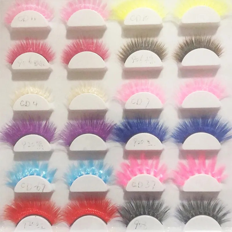 رموش كاذبة ملونة في أوروبا وأمريكا ، كرة لولبية وطبيعة في نهاية العيون ، رموش كاذبة ممدودة ومتعددة الطبقات