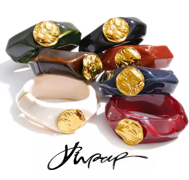 سوار نسائي واسع من الراتنج 60 ملم – مقاوم للماء وفولاذ مقاوم للصدأ، 2025