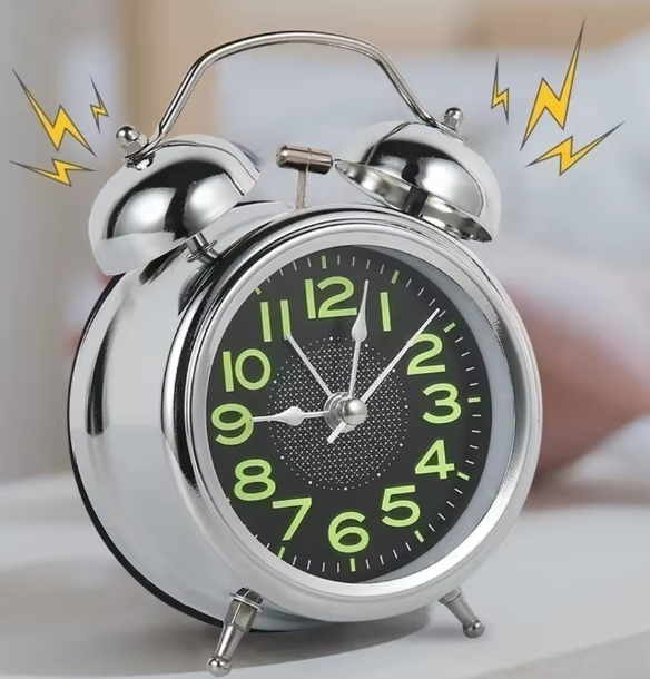 منبه كوارتز تناظري صامت مع إضاءة خلفية - للأطفال والكبار، ريترو 4 بوصة