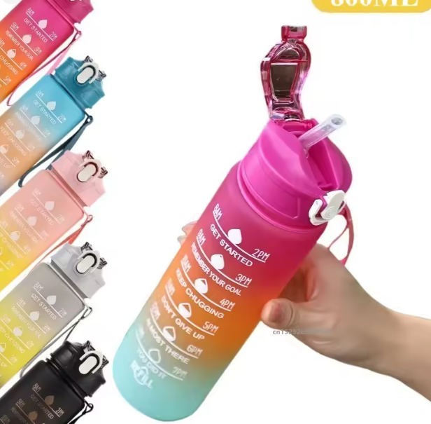 زجاجة مياه رياضية بسعة كبيرة مع قش وعلامة زمنية – مانعة للتسرب، مثالية للياقة البدنية، المشي، السفر وصالة الألعاب الرياضية