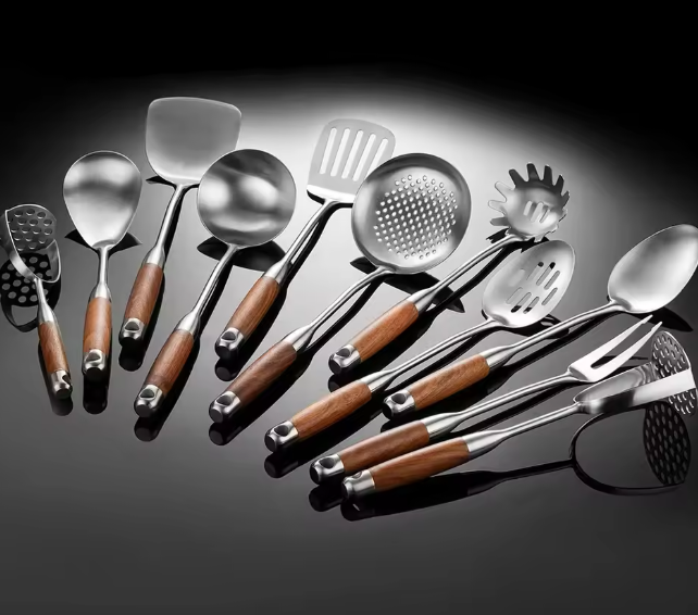 ملعقة شوربة كبيرة من الفولاذ المقاوم للصدأ 316 – مقبض خشبي، أدوات مطبخ عالية الجودة