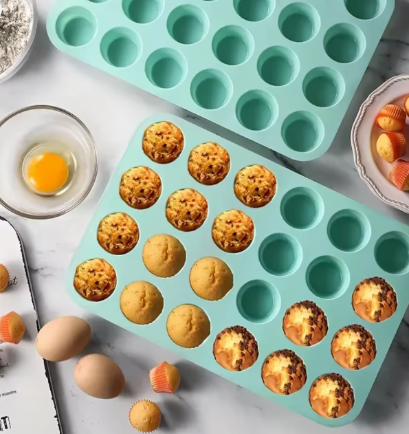 قالب كب كيك سيليكون 24 حفرة – غير لاصق لتحضير الكعك والمافين، صينية خبز مرنة وآمنة للطعام