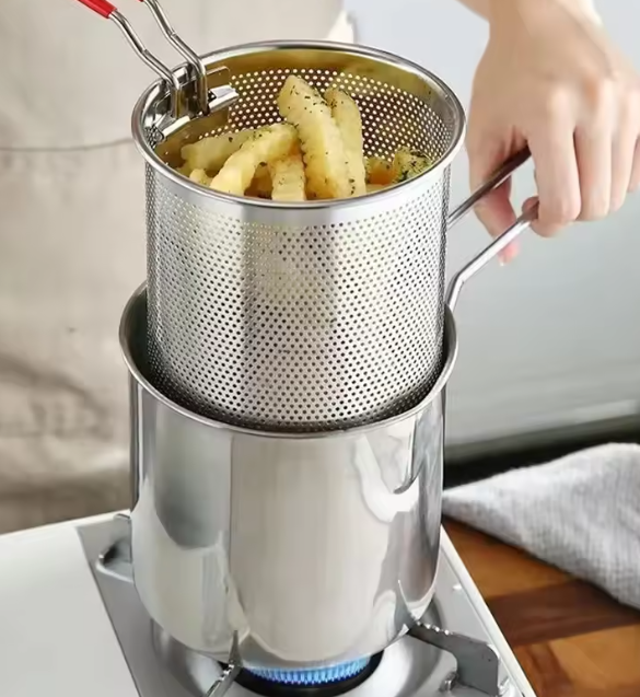 مقلاة صغيرة متعددة الوظائف من الفولاذ المقاوم للصدأ 304 – مع شبكة تصفية لتقليل الزيت، مجموعة أواني طهي عالية الحرارة