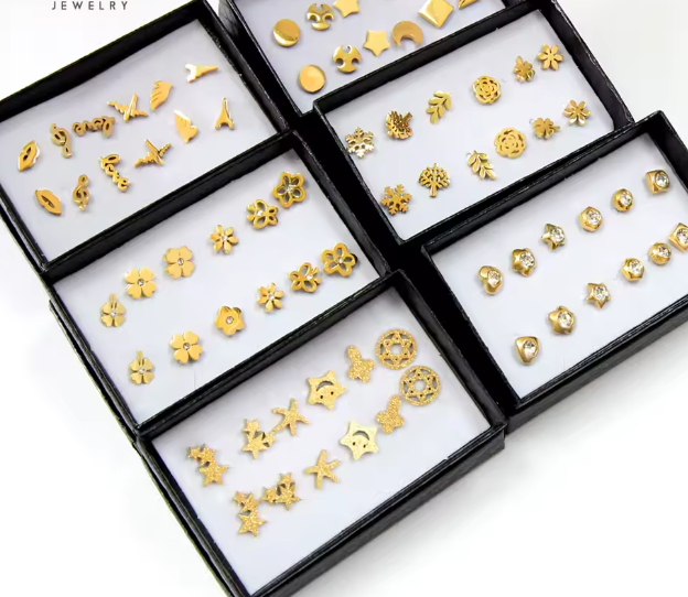 مجموعة 6 أزواج أقراط ASONSTEEL – ستانلس ستيل ذهبي، ثقب ندفة الثلج، تصميم كلاسيكي للنساء